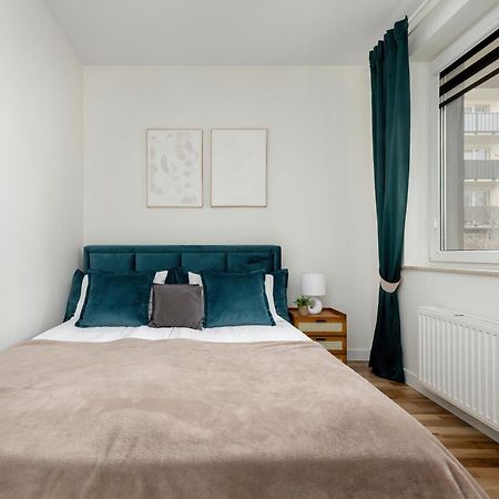 Apartment Rakowska Warsaw Wlochy By Noclegi Renters Kültér fotó